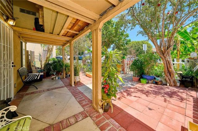 1845 Dawson, Signal Hill, CA 90755
