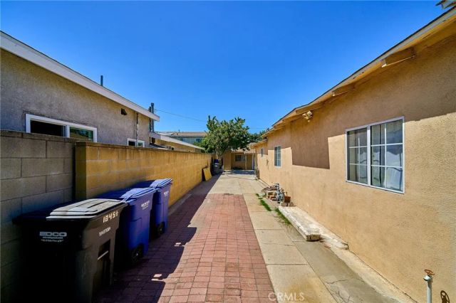 1845 Dawson, Signal Hill, CA 90755