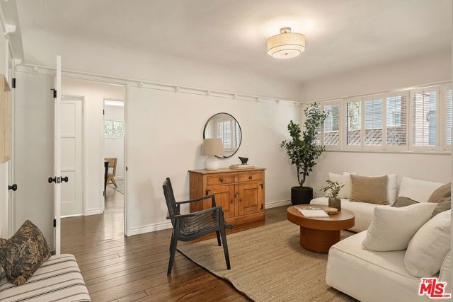 11829 Pacific Avenue, Los Angeles, CA 90066