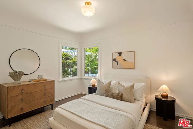 11829 Pacific Avenue, Los Angeles, CA 90066
