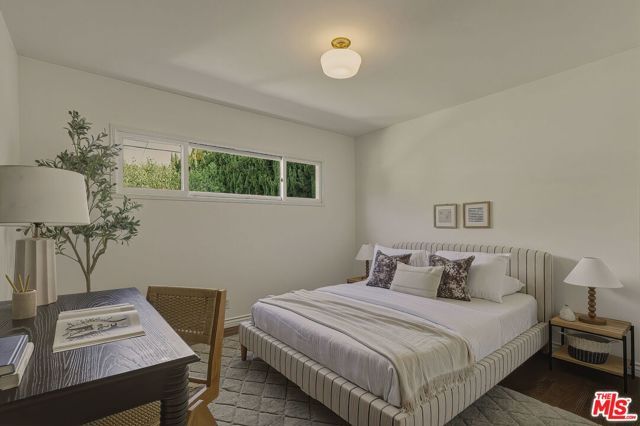11829 Pacific Avenue, Los Angeles, CA 90066