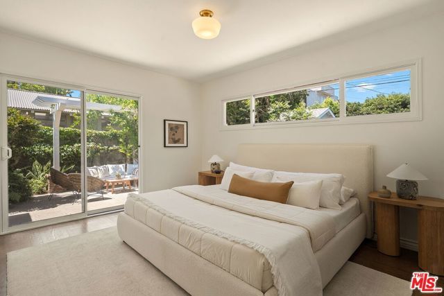 11829 Pacific Avenue, Los Angeles, CA 90066
