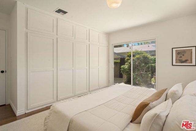 11829 Pacific Avenue, Los Angeles, CA 90066