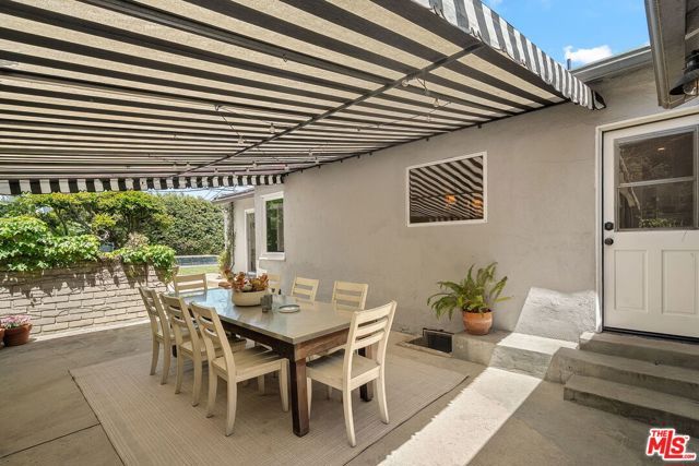 11829 Pacific Avenue, Los Angeles, CA 90066