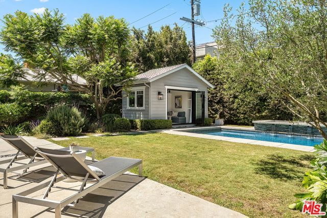 11829 Pacific Avenue, Los Angeles, CA 90066