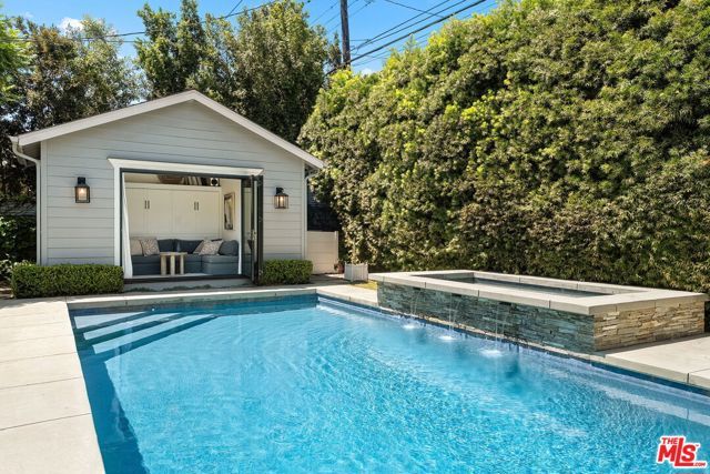 11829 Pacific Avenue, Los Angeles, CA 90066