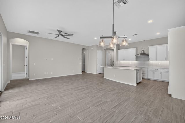4267 E JESSE Street, Gilbert, AZ 85295