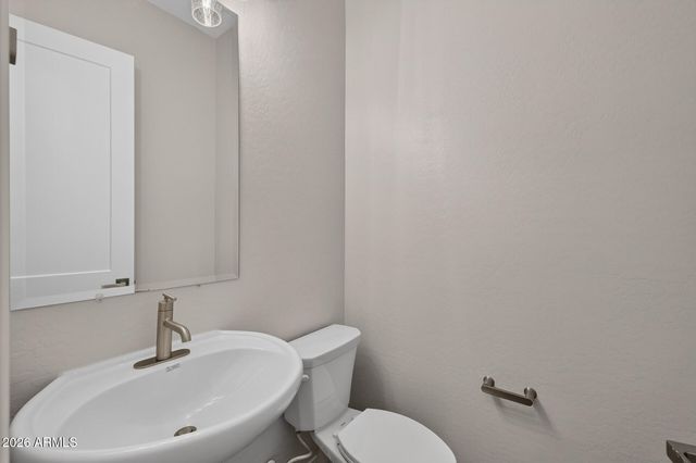 4267 E JESSE Street, Gilbert, AZ 85295