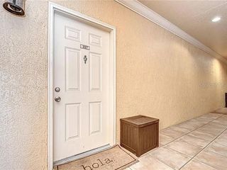 4323 BAYSIDE VILLAGE DRIVE 327, Tampa, FL 33615