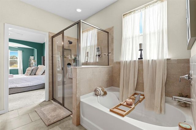 7832 BIRDIE BEND WAY, Sarasota, FL 34241