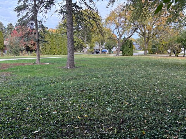 352 N Broadview Avenue, Lombard, IL 60148