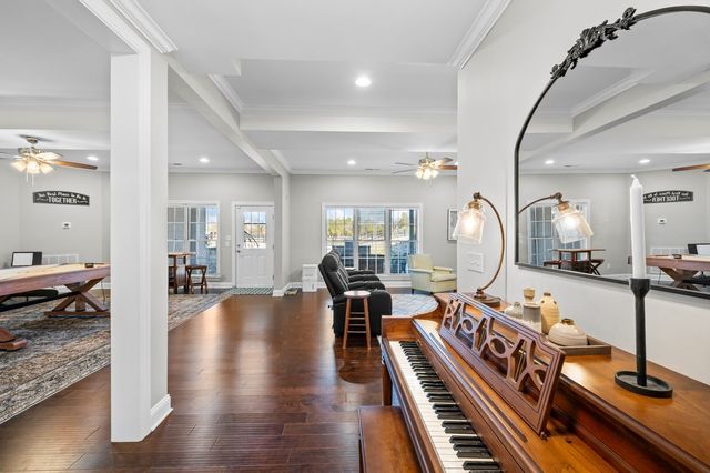 351 Barlow Ln, Lascassas, TN 37085