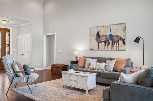 351 Barlow Ln, Lascassas, TN 37085