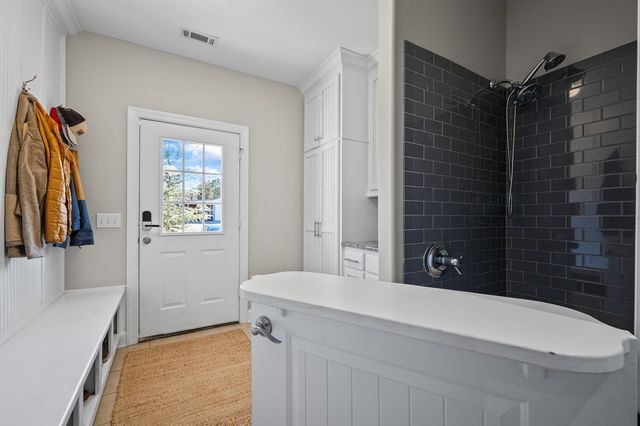 351 Barlow Ln, Lascassas, TN 37085