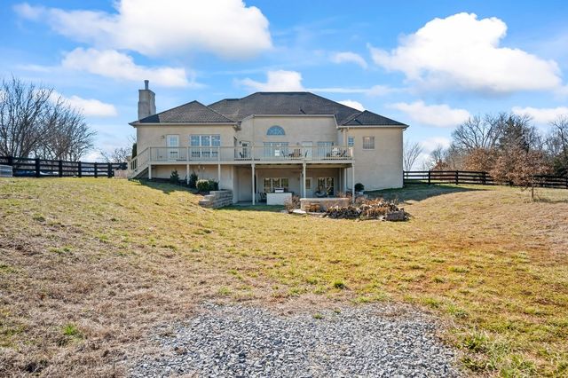 351 Barlow Ln, Lascassas, TN 37085