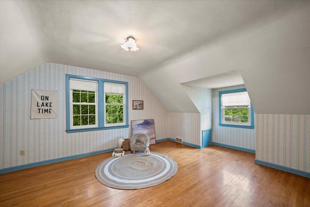 208 Maple TERRACE, Oconomowoc, WI 53066