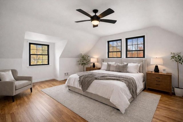 208 Maple TERRACE, Oconomowoc, WI 53066