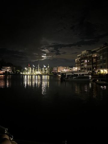 208 Maple TERRACE, Oconomowoc, WI 53066