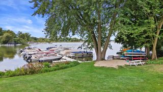 208 Maple TERRACE, Oconomowoc, WI 53066