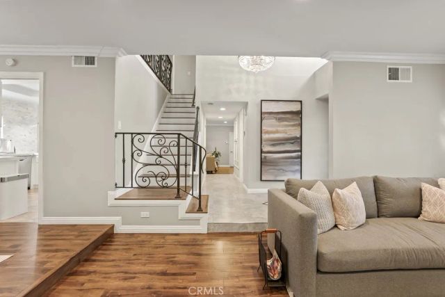 785 W Dalton, Upland, CA 91784