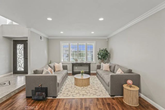 785 W Dalton, Upland, CA 91784