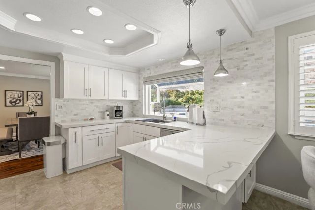 785 W Dalton, Upland, CA 91784