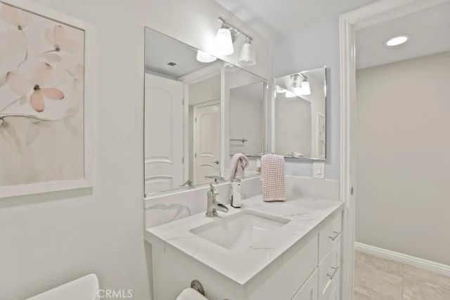 785 W Dalton, Upland, CA 91784