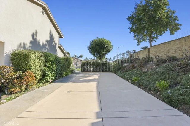 785 W Dalton, Upland, CA 91784