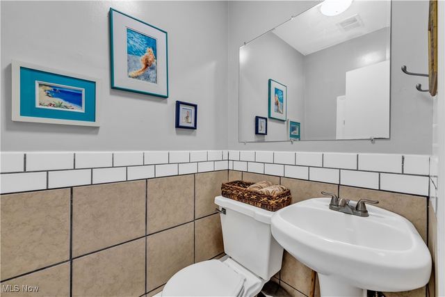 580 Parkside Boulevard, South Euclid, OH 44143