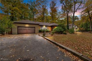 580 Parkside Boulevard, South Euclid, OH 44143