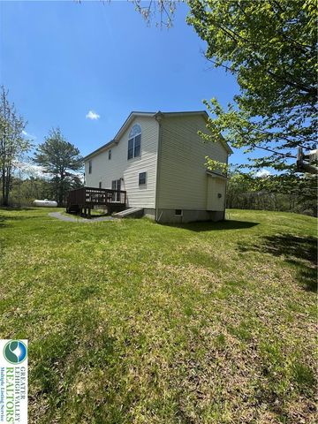 2742 Long Pond, Tobyhanna Twp, PA 18334
