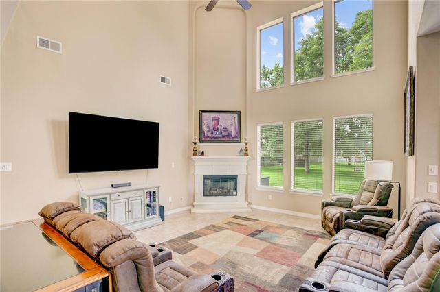 7018 Fall Creek Lane, Missouri City, TX 77459