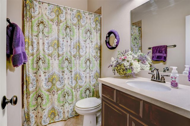 7018 Fall Creek Lane, Missouri City, TX 77459