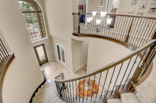 7018 Fall Creek Lane, Missouri City, TX 77459