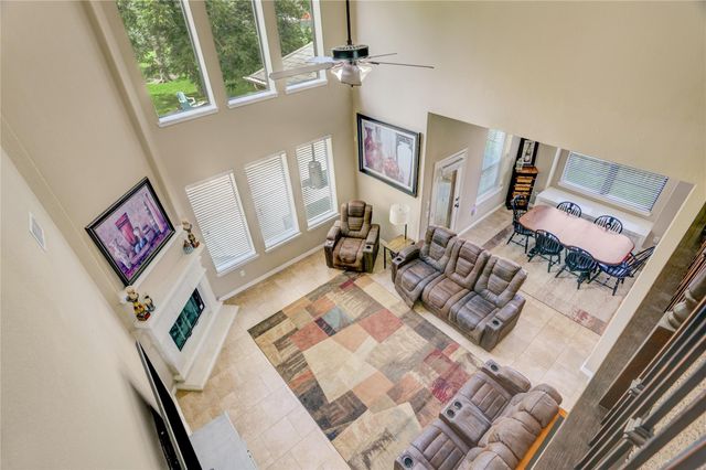 7018 Fall Creek Lane, Missouri City, TX 77459