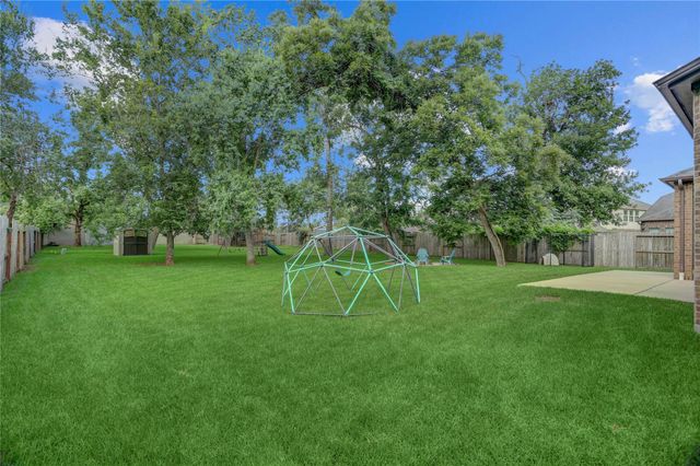 7018 Fall Creek Lane, Missouri City, TX 77459