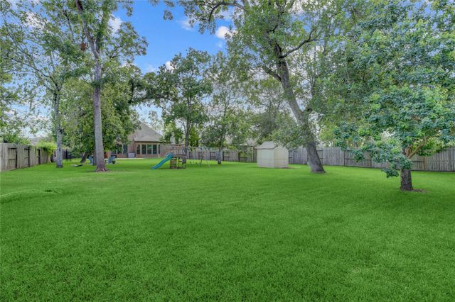 7018 Fall Creek Lane, Missouri City, TX 77459