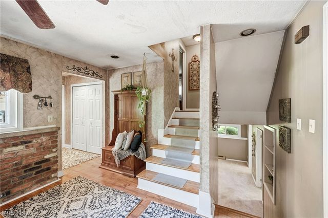 8860 Evergreen Drive, Mentor, OH 44060
