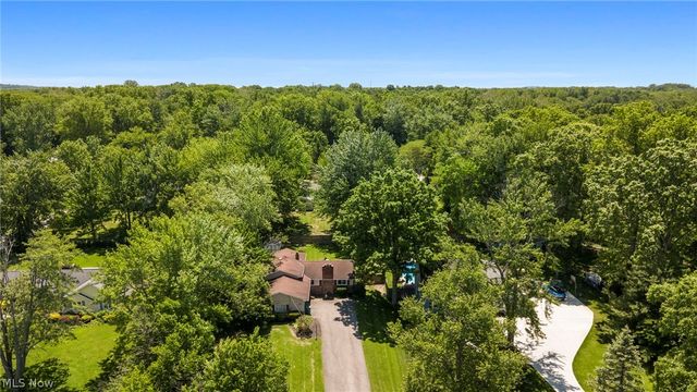8860 Evergreen Drive, Mentor, OH 44060