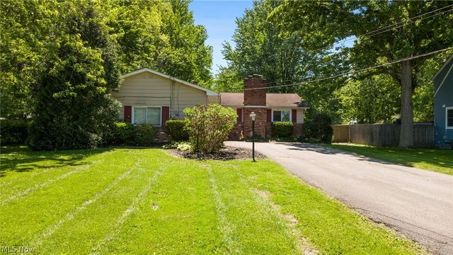 8860 Evergreen Drive, Mentor, OH 44060