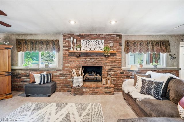 8860 Evergreen Drive, Mentor, OH 44060