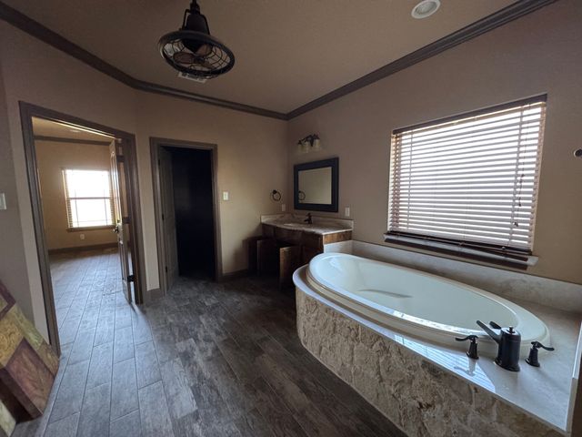 9820 Puma Trail, Godley, TX 76044