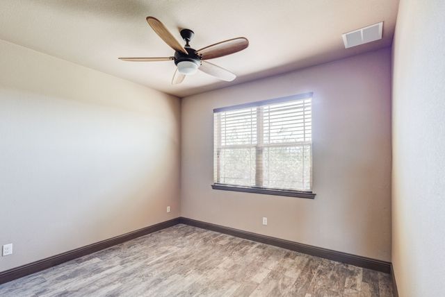 9820 Puma Trail, Godley, TX 76044