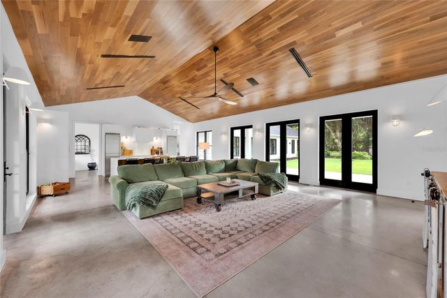 3440 CRENSHAW LAKE ROAD, Lutz, FL 33548