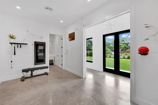 3440 CRENSHAW LAKE ROAD, Lutz, FL 33548