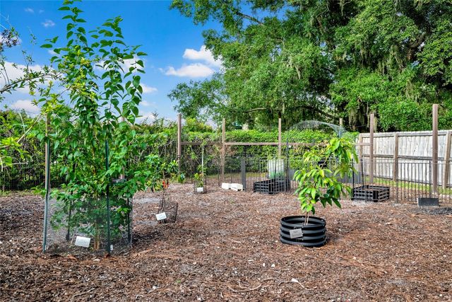 3440 CRENSHAW LAKE ROAD, Lutz, FL 33548