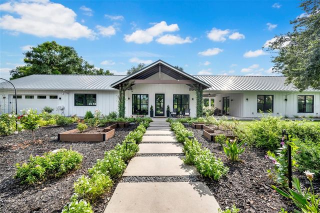3440 CRENSHAW LAKE ROAD, Lutz, FL 33548