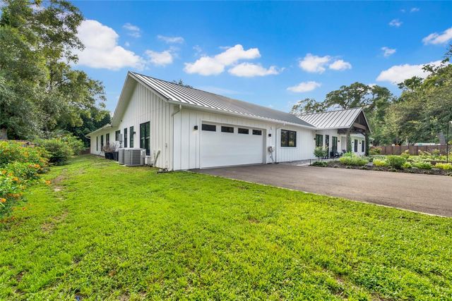 3440 CRENSHAW LAKE ROAD, Lutz, FL 33548