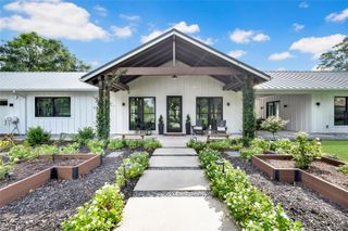 3440 CRENSHAW LAKE ROAD, Lutz, FL 33548