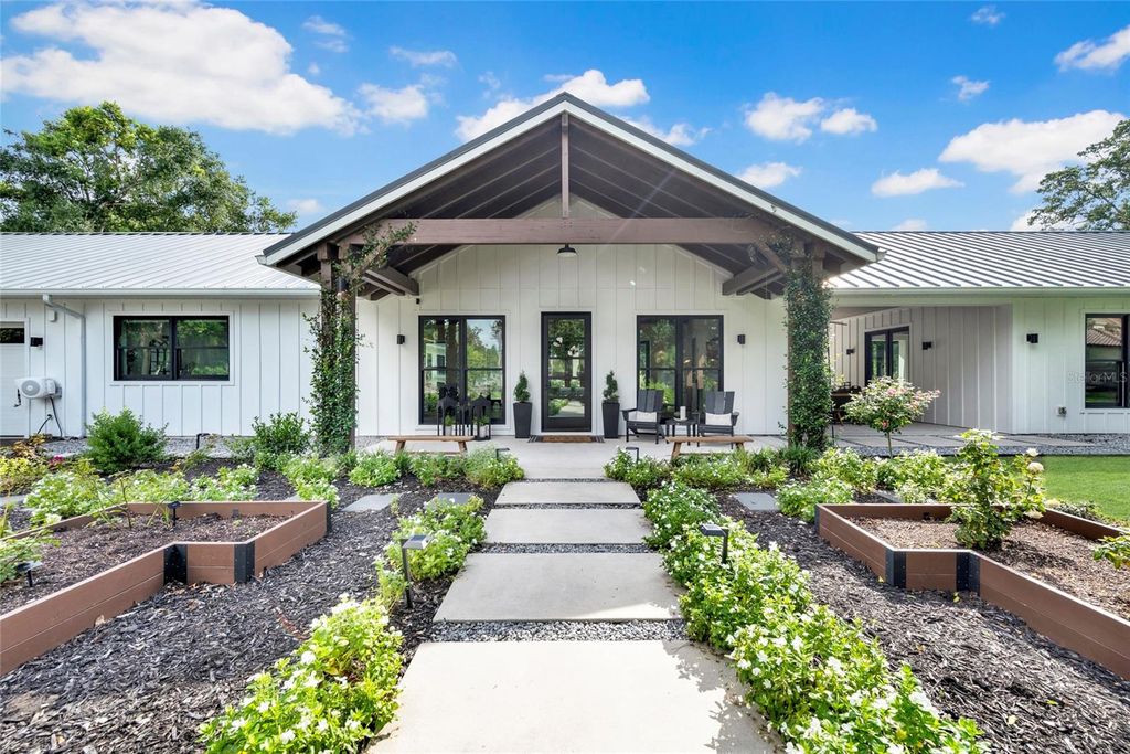 3440 CRENSHAW LAKE ROAD, Lutz, FL 33548